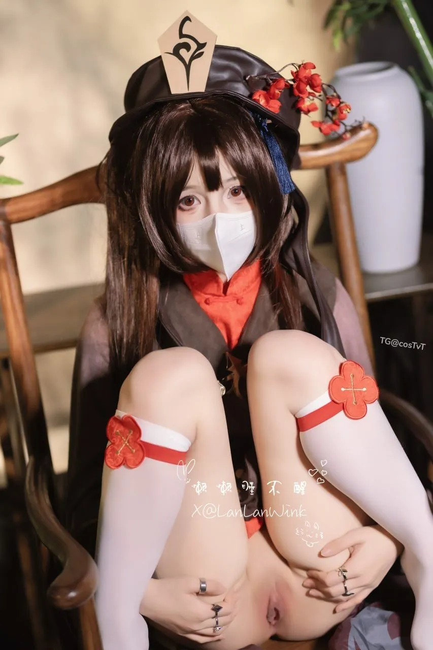 LanLanWink 懒懒睡不醒 Cosplay Hu Tao Genshin Impact