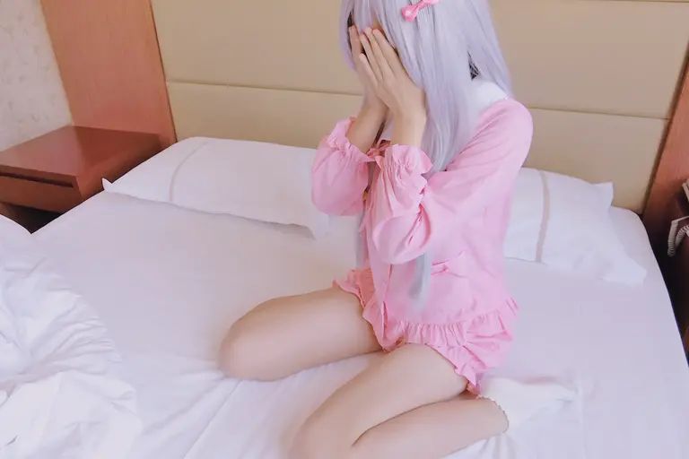 Roujiangdajiba 一只肉酱阿 Cosplay Sagiri Izumi