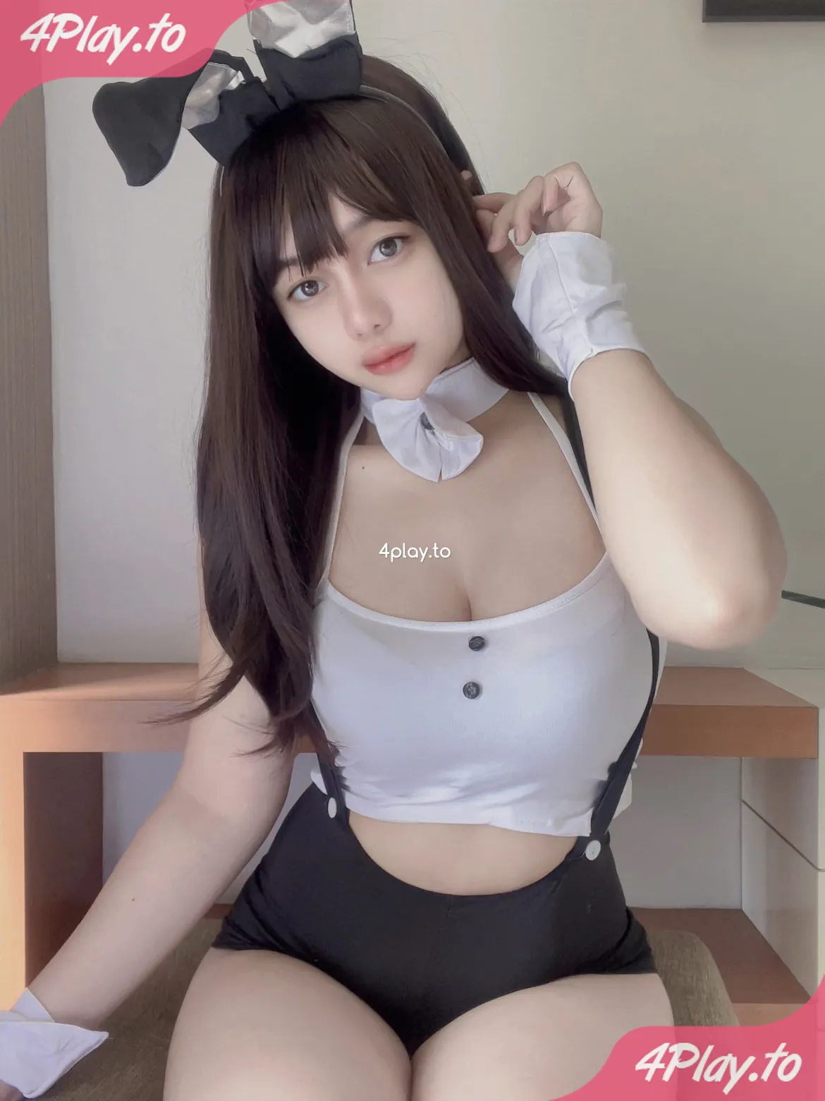 Violet Airis Bunny Girl