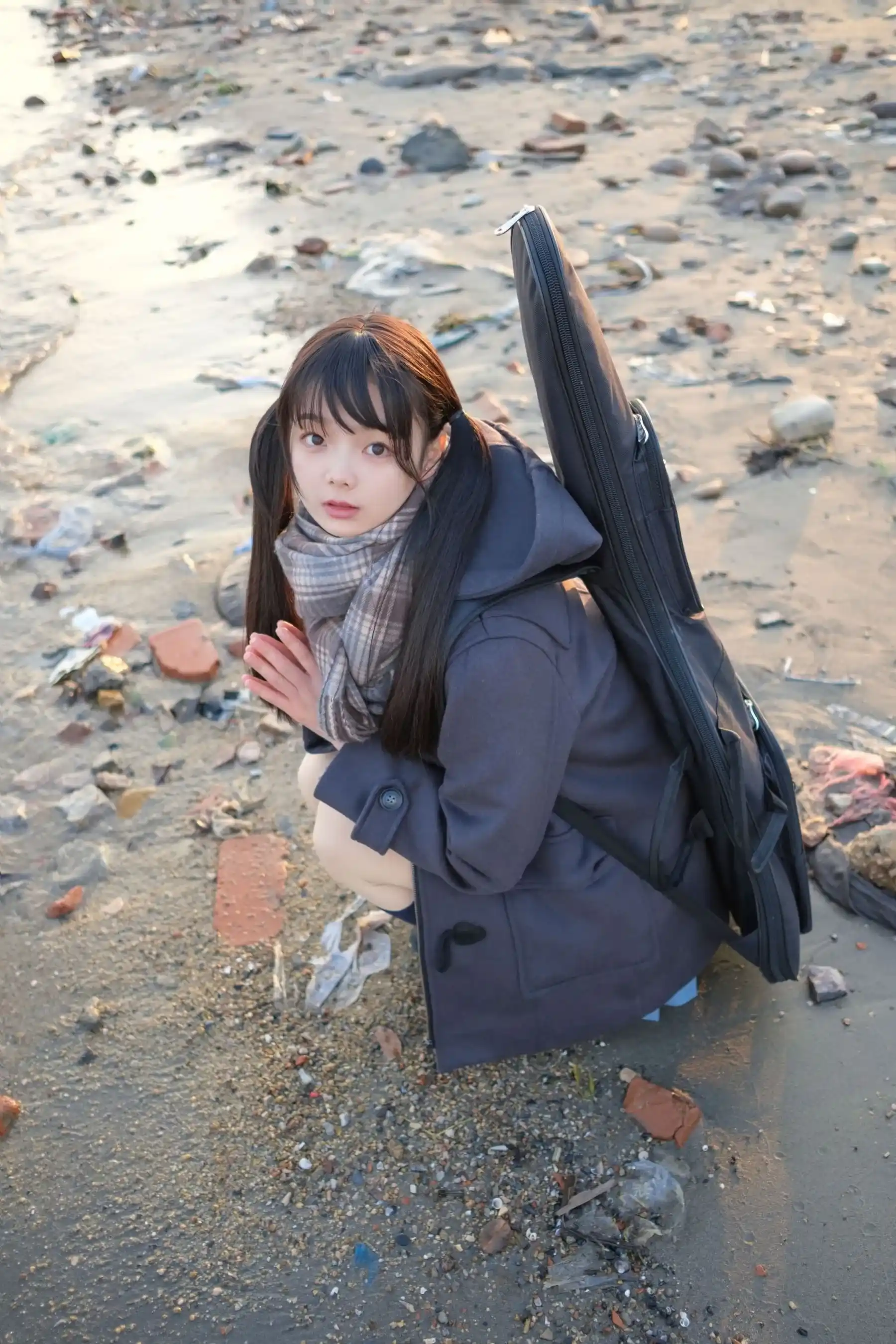 Akanishi Yeye Chixi Yeye Guitar Girl