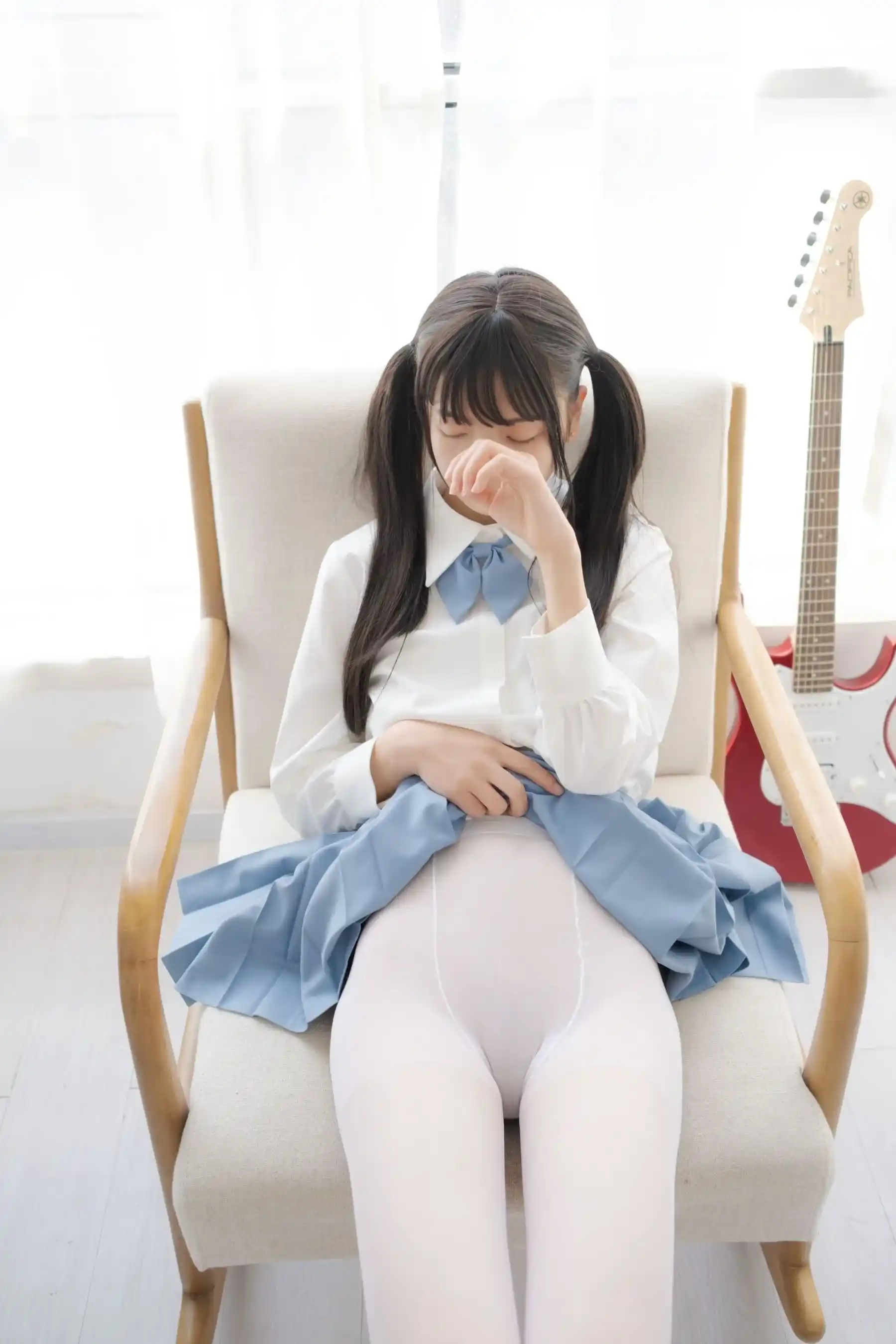 Akanishi Yeye Chixi Yeye Guitar Girl