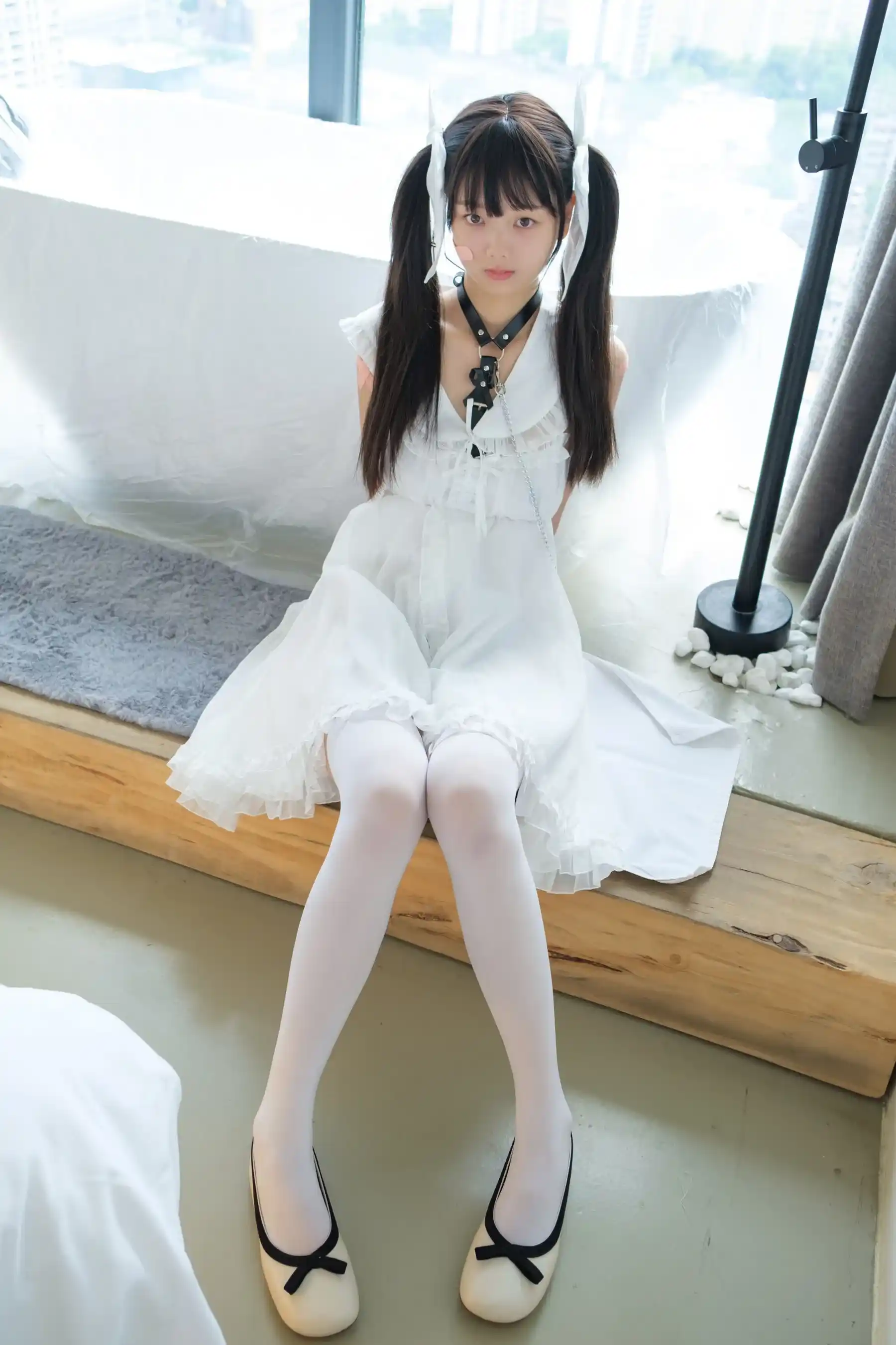 Akanishi Yeye Chixi Yeye Hatsune Miku Cute Girl With Long Legs