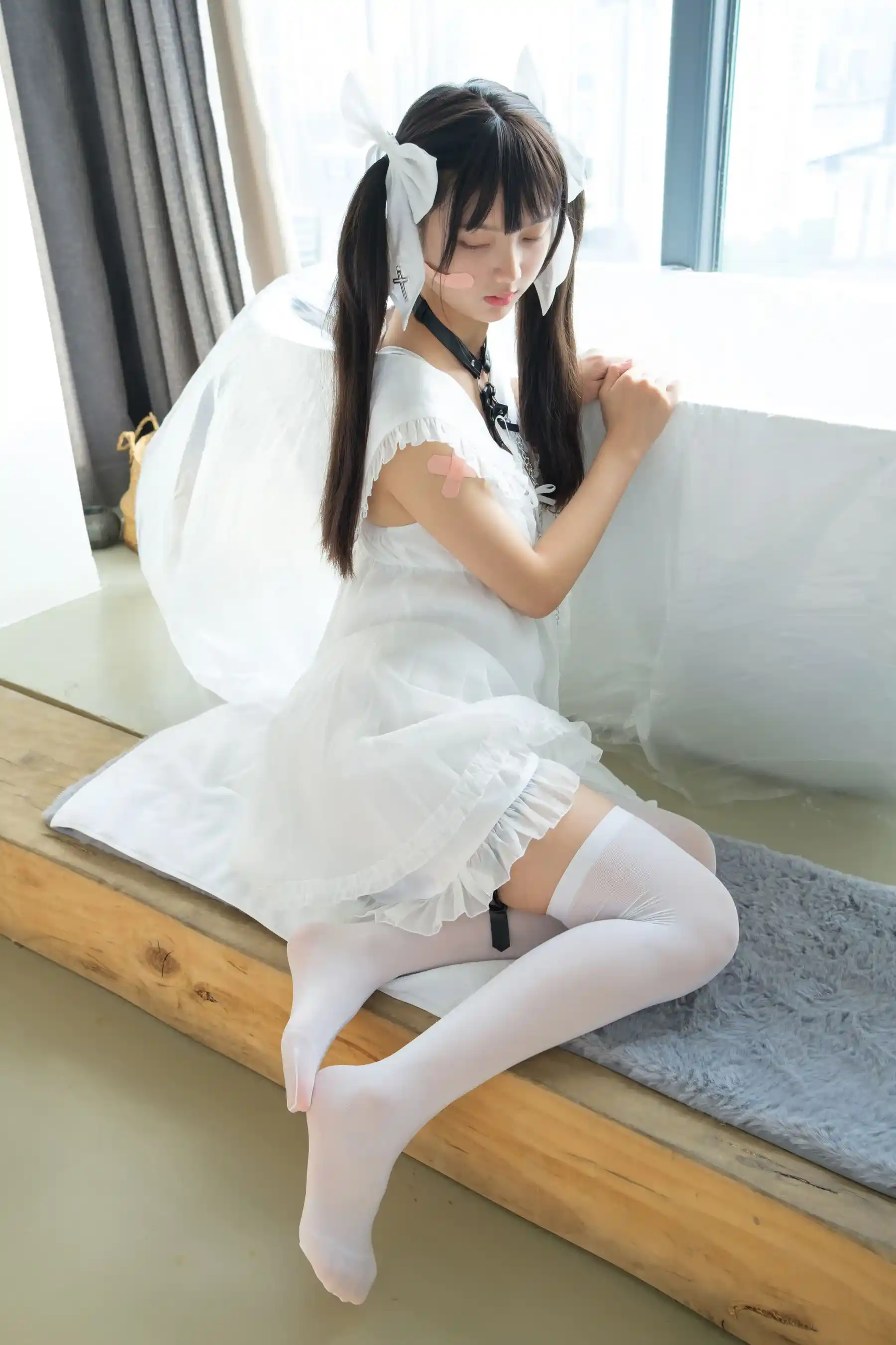 Akanishi Yeye Chixi Yeye Hatsune Miku Cute Girl With Long Legs