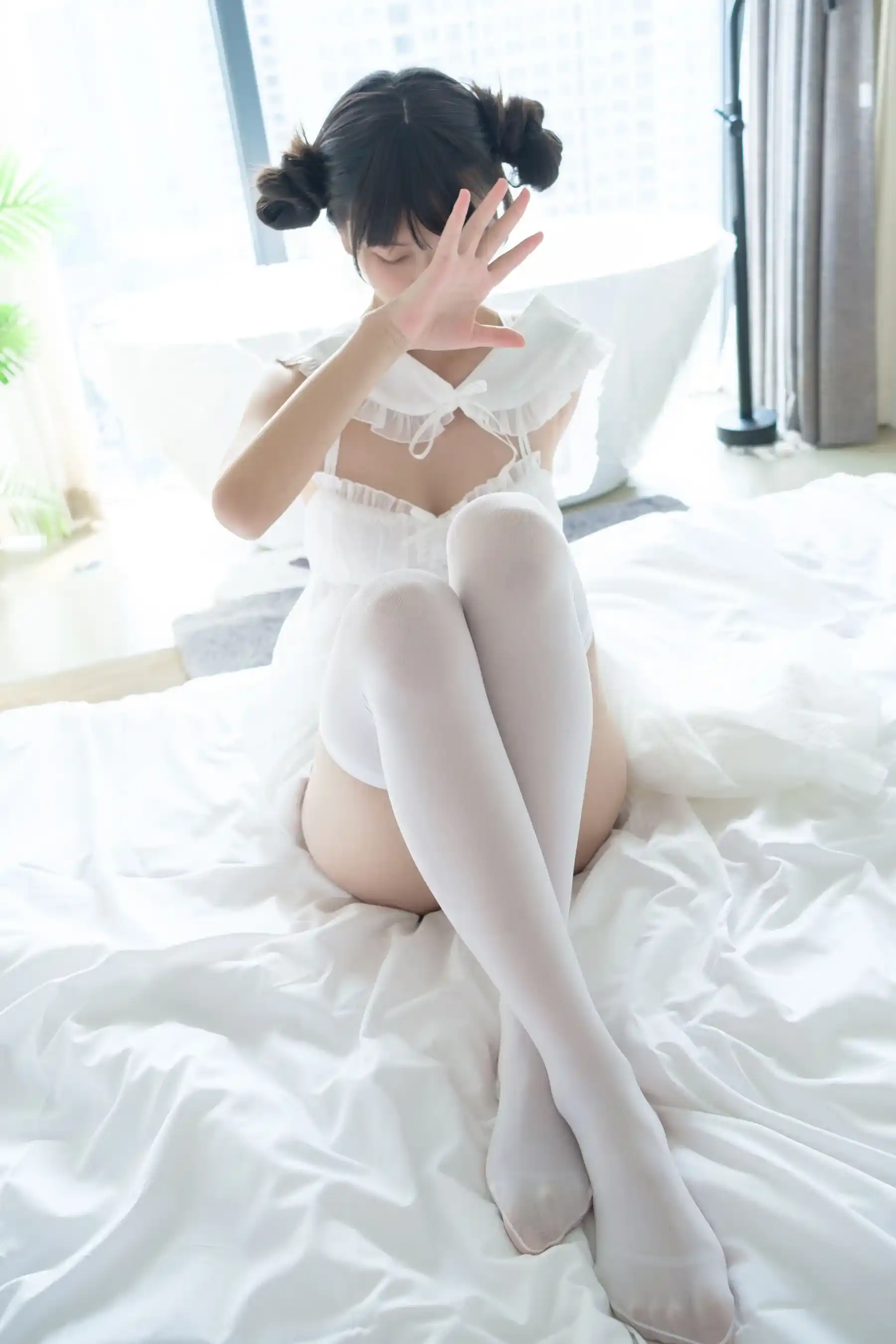 Akanishi Yeye Chixi Yeye Hatsune Miku Cute Girl With Long Legs