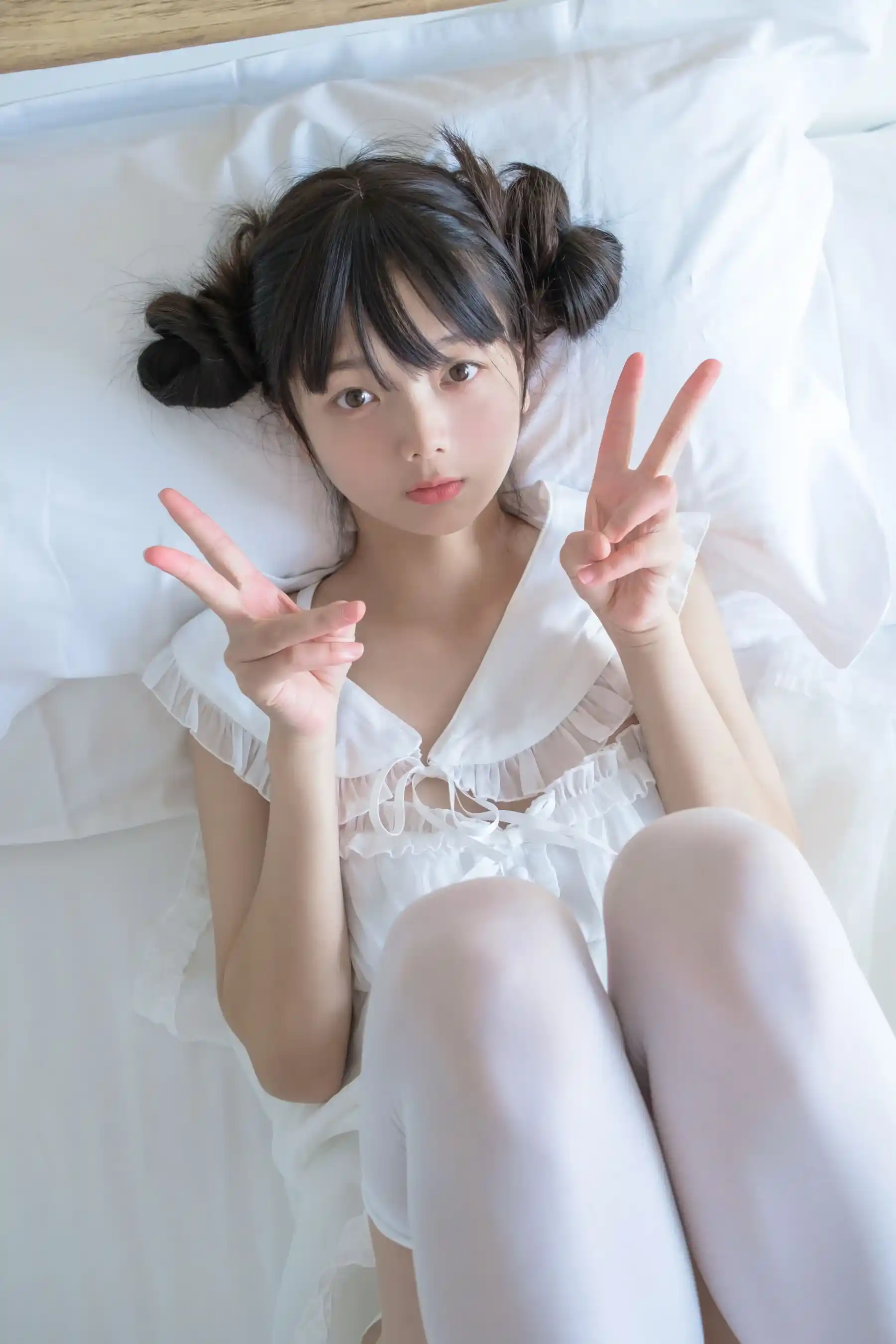 Akanishi Yeye Chixi Yeye Hatsune Miku Cute Girl With Long Legs