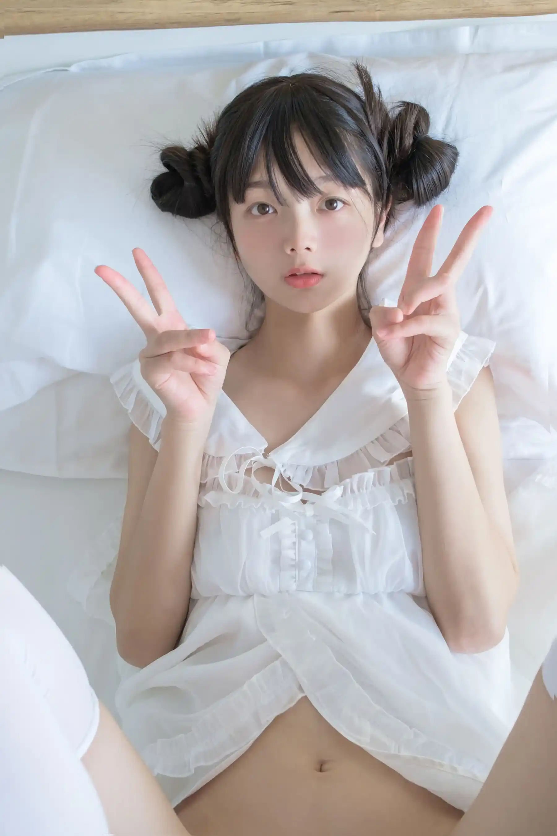 Akanishi Yeye Chixi Yeye Hatsune Miku Cute Girl With Long Legs