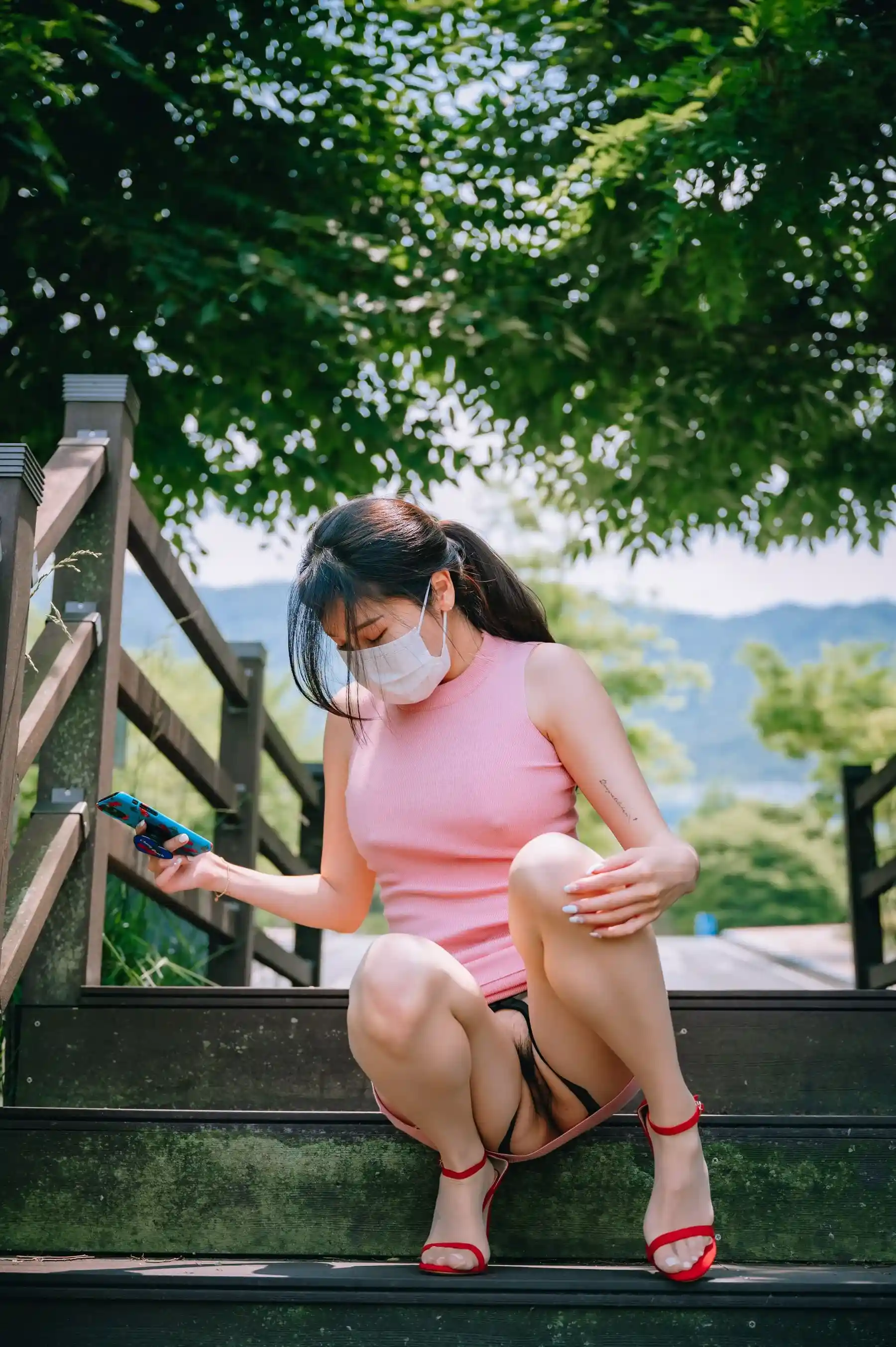 Jena Sis Exhibitionist nude photo set of a Korean model