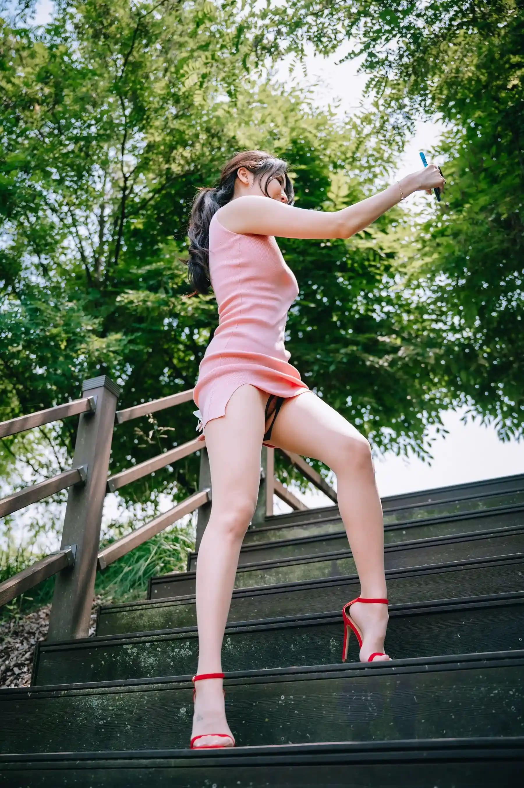 Jena Sis Exhibitionist nude photo set of a Korean model