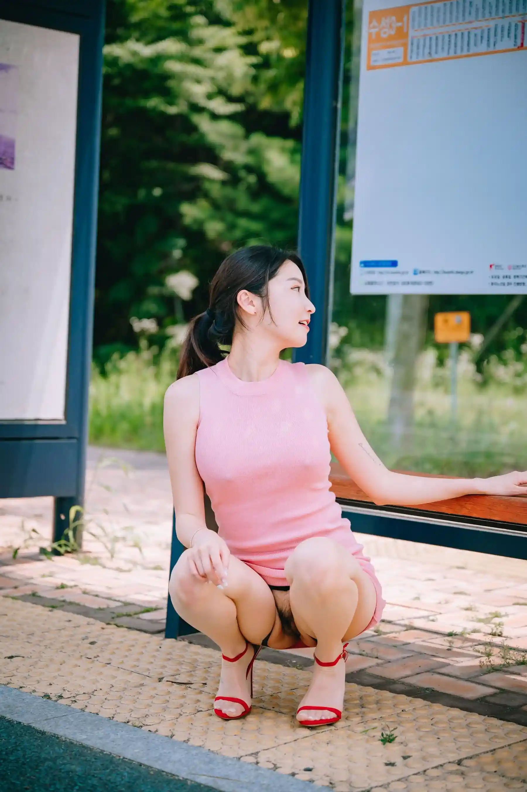 Jena Sis Exhibitionist nude photo set of a Korean model