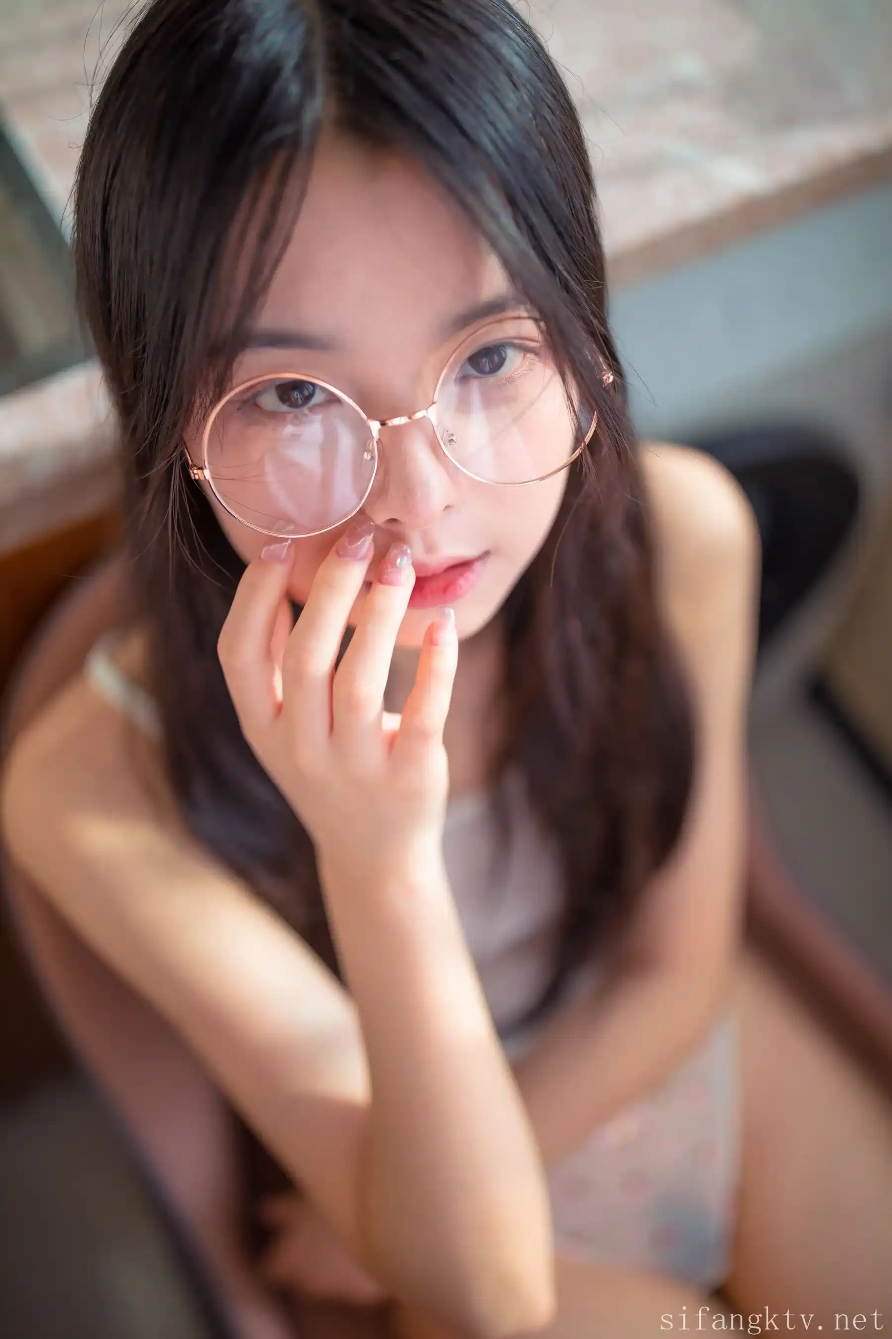 Lin Shuci Cute Bespectacled Beauty With Transparent Strawberry Patterned Panties