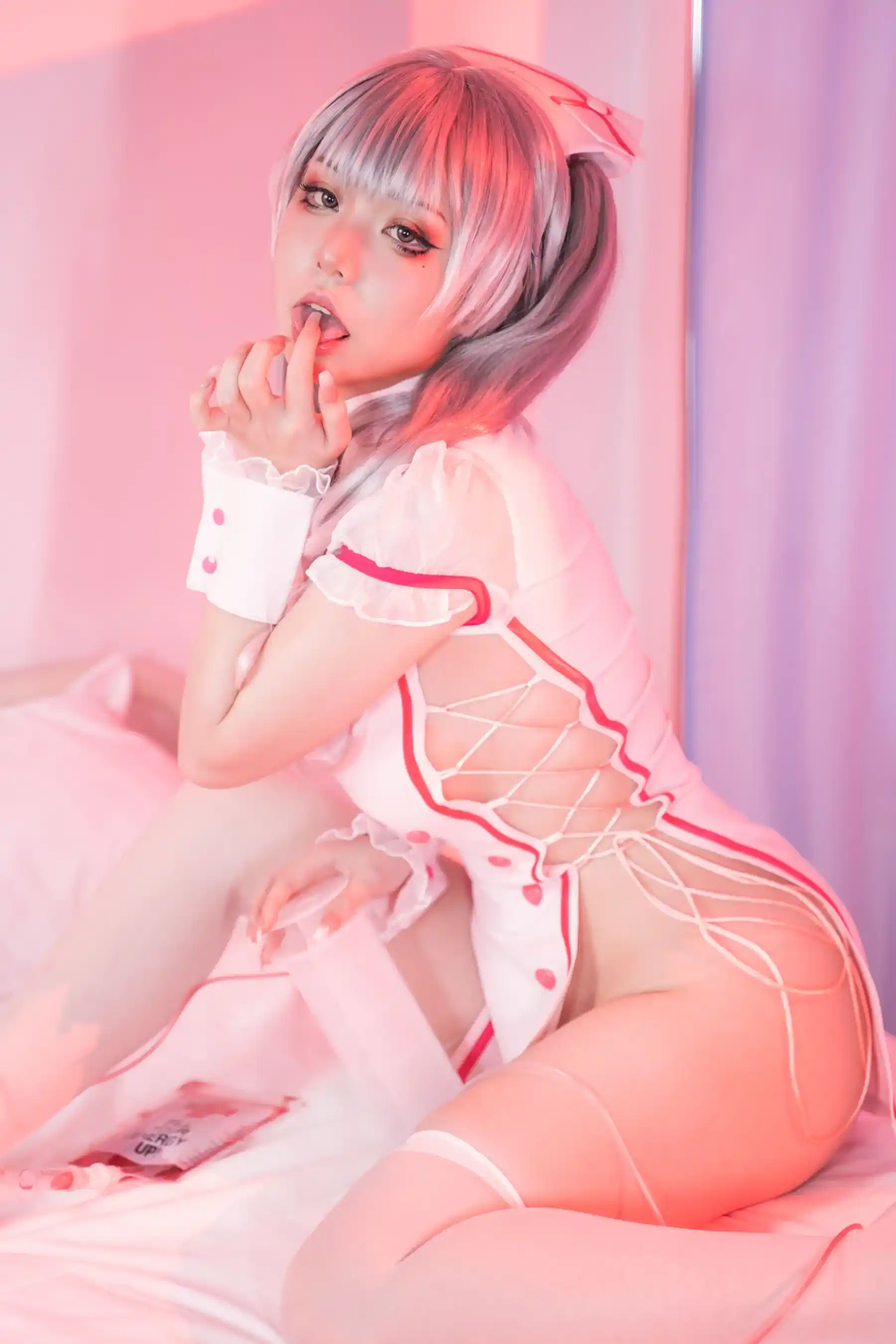 Nekokoyoshi Pink Nurse