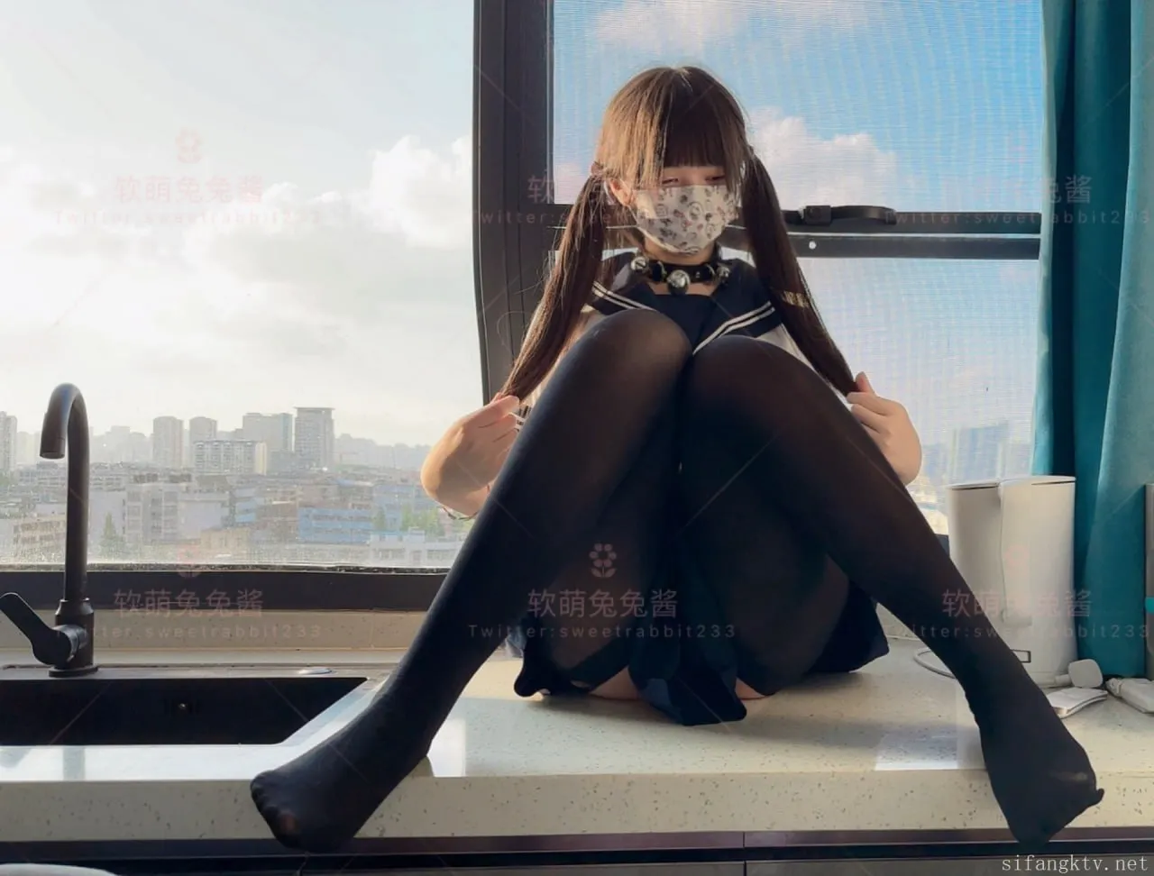 SweetRabbit Schoolgirl