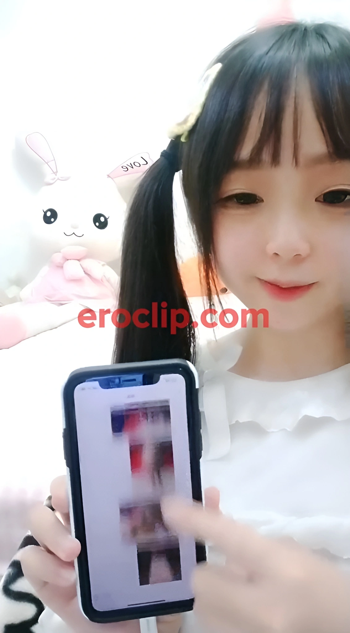 Sweetrabbit Without a Mask