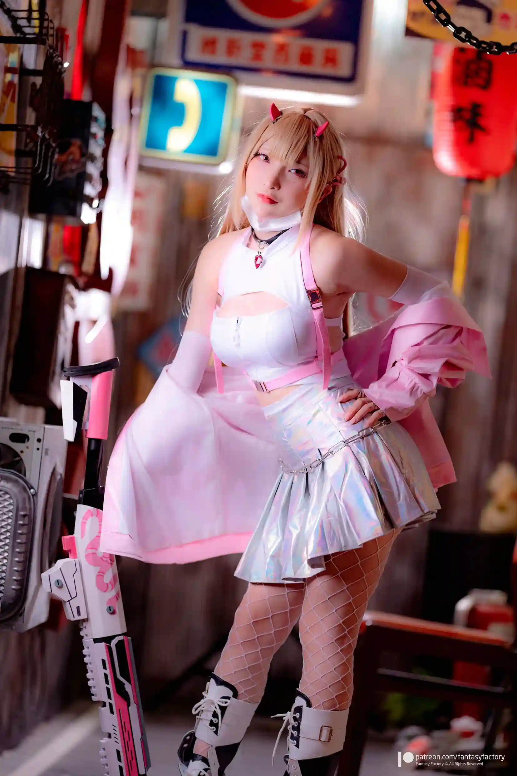 Fantasy Factory Xiao Ding Cosplay Viper Nikke