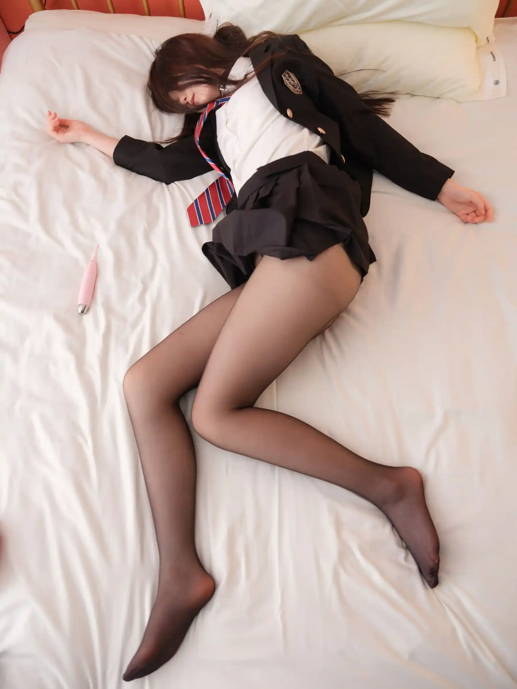 Xiao En Black Silk JK Schoolgirl