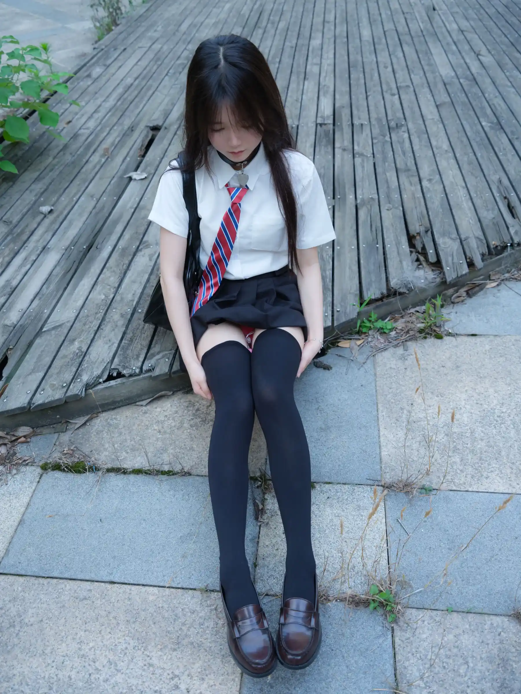 Xiao En Black Silk JK Schoolgirl