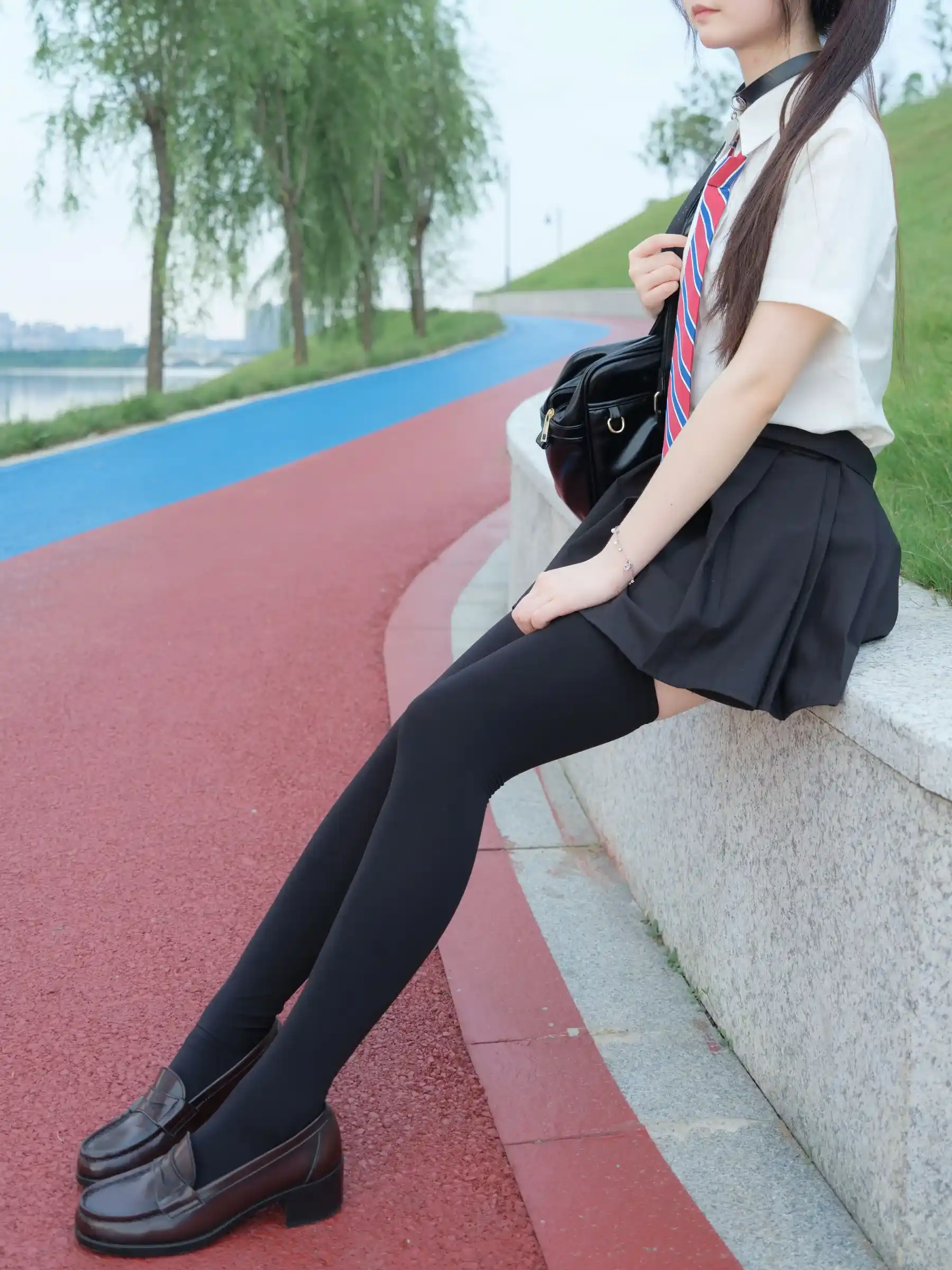 Xiao En Black Silk JK Schoolgirl
